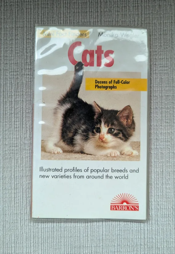 Cats - Mini Fact Finders Book thumbnail