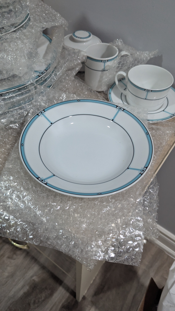 Dinnerware Set - photo 4