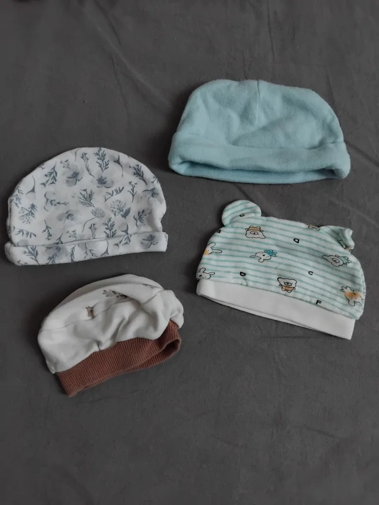 Free mix baby clothes 0-3 months image indicator(4)