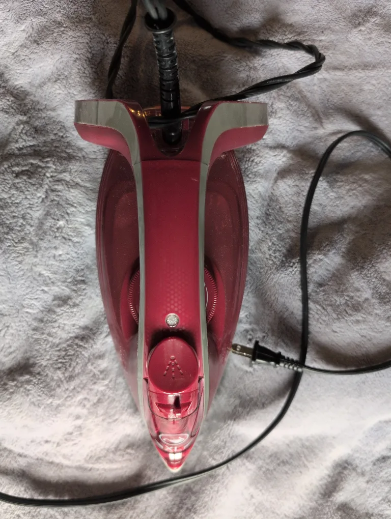 T-fal Ultraglide Anti-Calc Plus Iron thumbnail