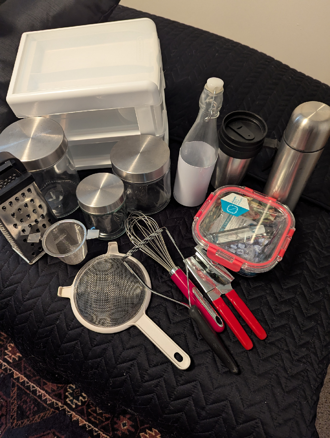 ODDS AND ENDS SET