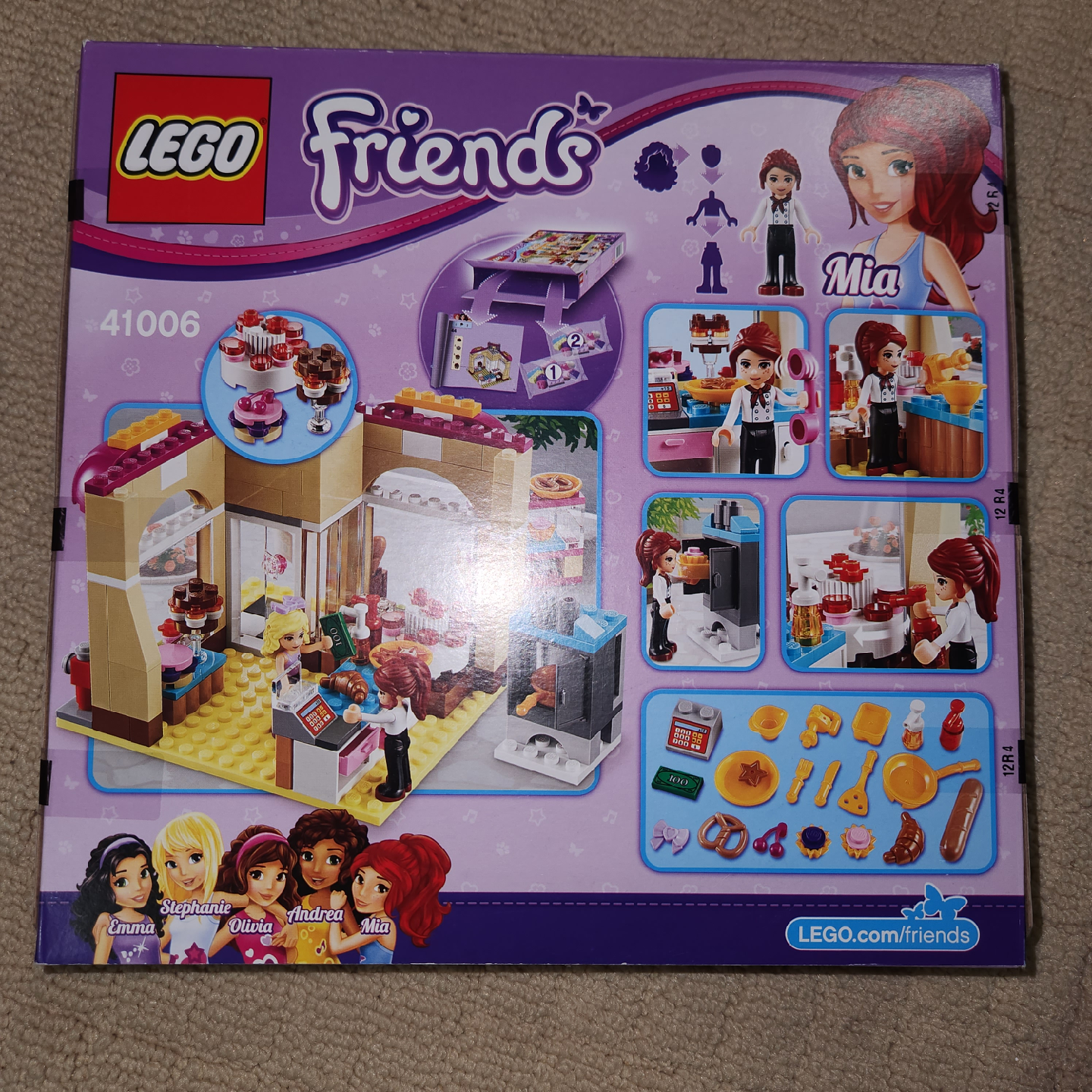 LEGO Friends 41006 Downtown Bakery Set Mia &Danielle - photo 2