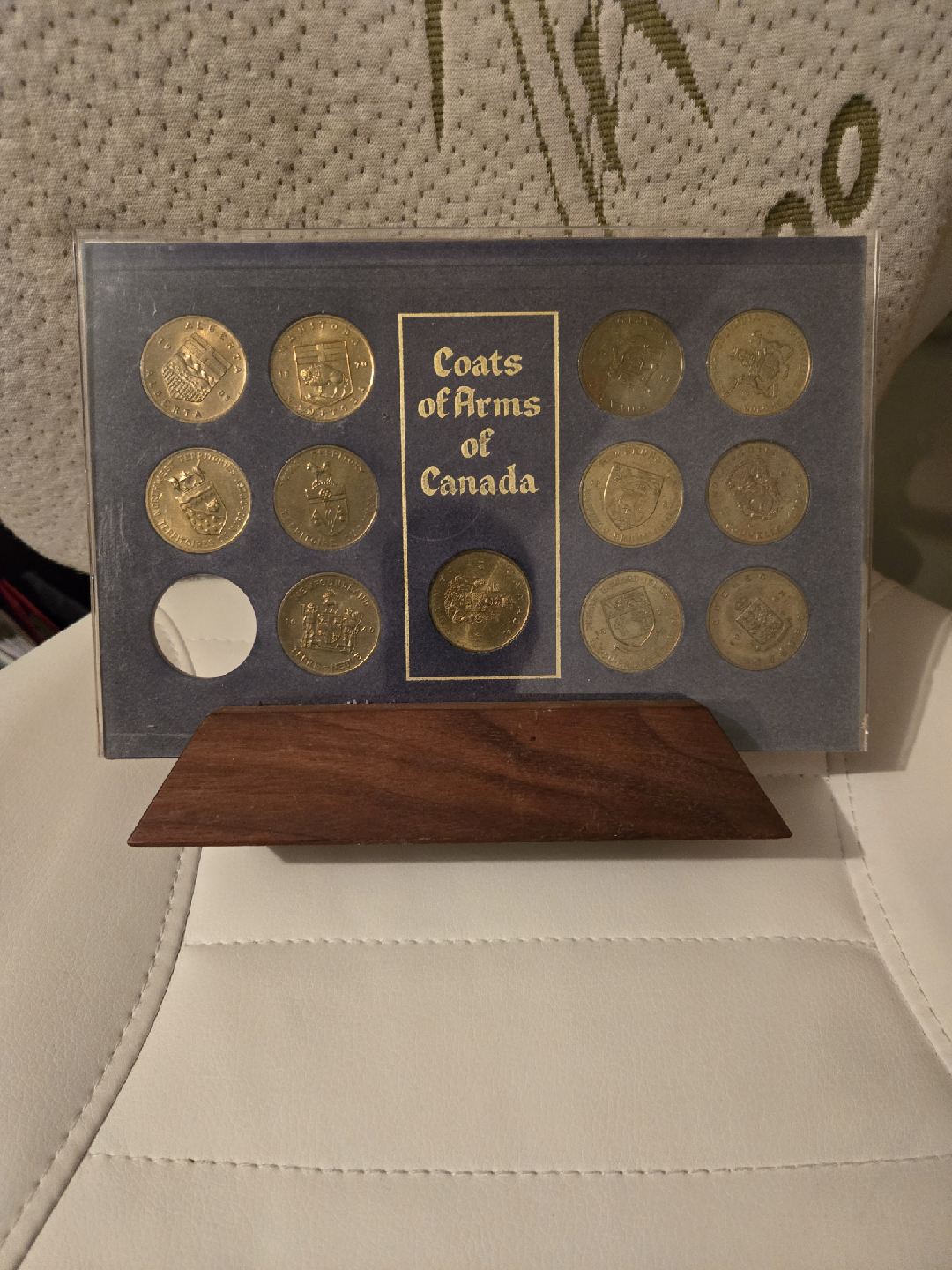 Floral Emblems & Coats of Arms Canada Coins - photo 2