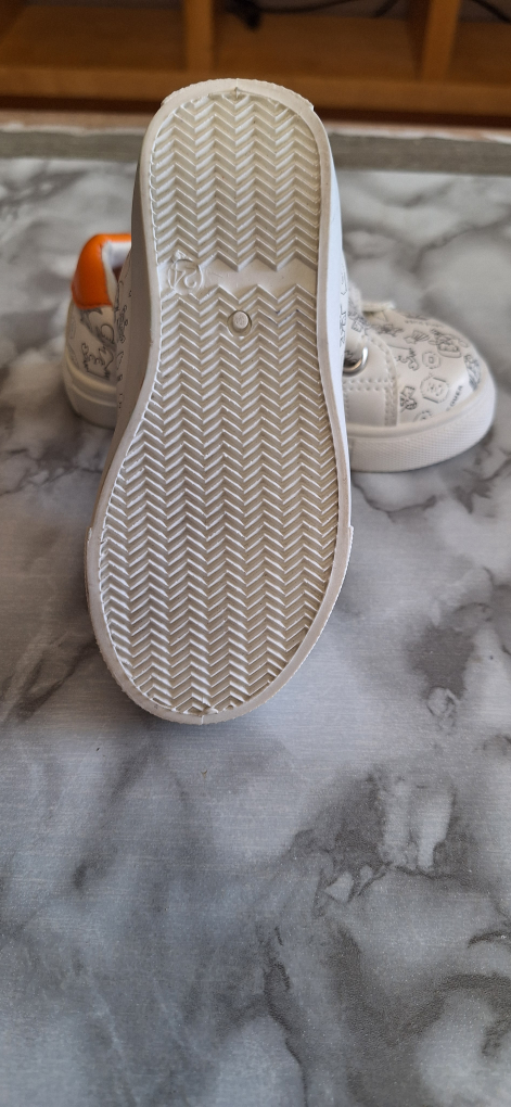 Toddler White Patterned Sneakers - Size 8 - photo 4