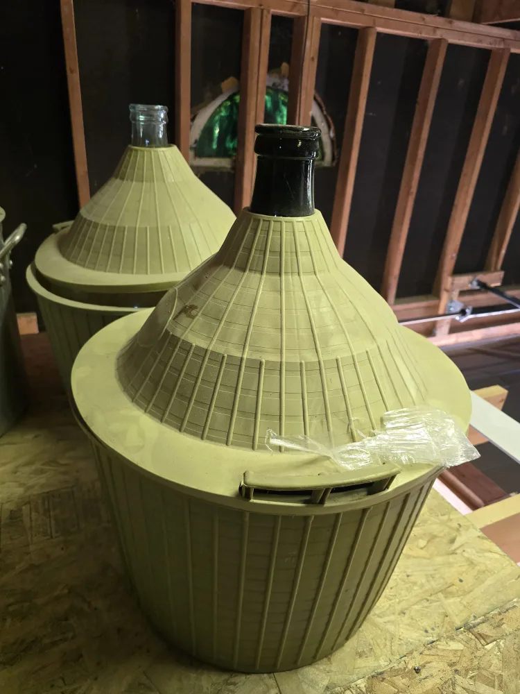 4 Glass Demijohns for wine making image indicator(2)