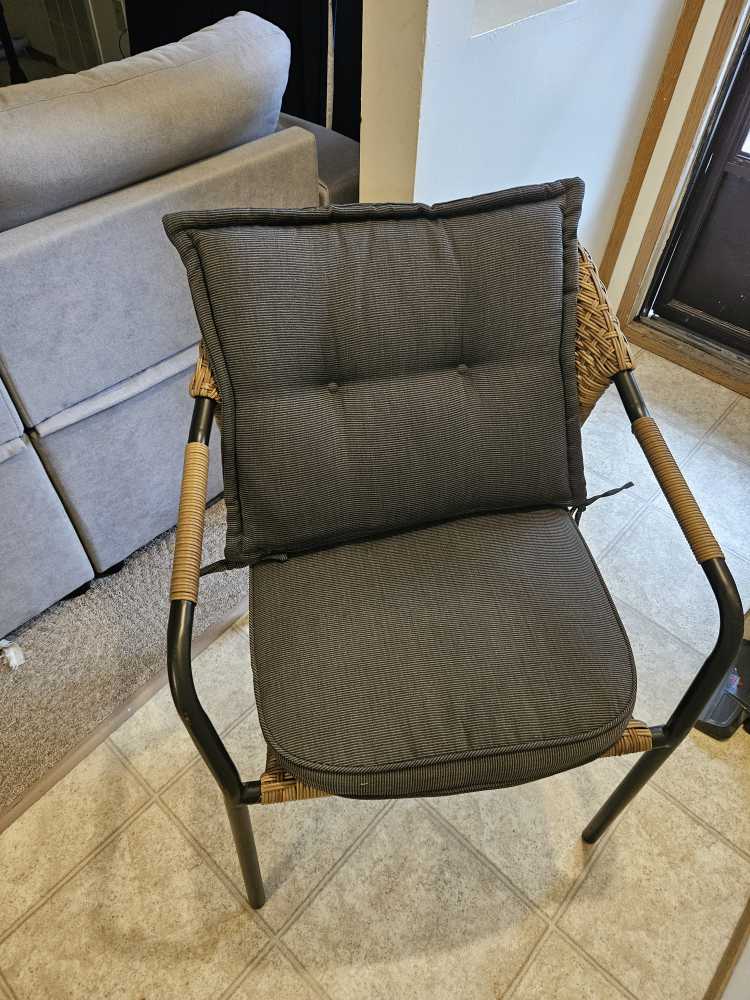 blue chair - photo 2