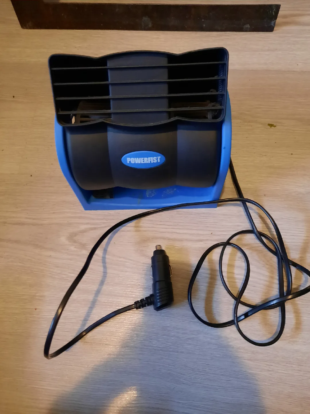 Powerfist Portable Car Fan thumbnail
