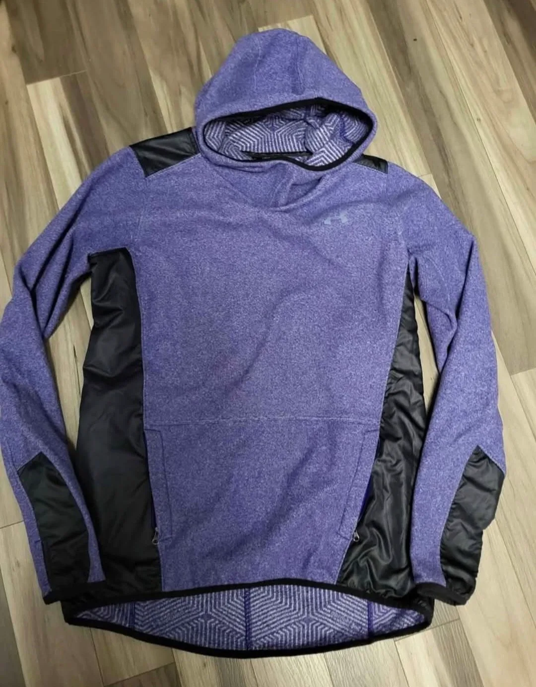 womens Under Armour Purple Hoodie..size m thumbnail