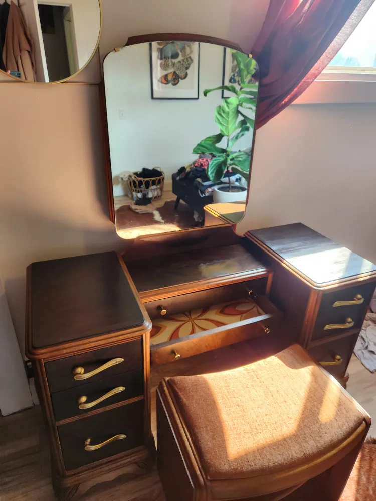 Vintage Vanity Set with Mirror and Stool image indicator(2)