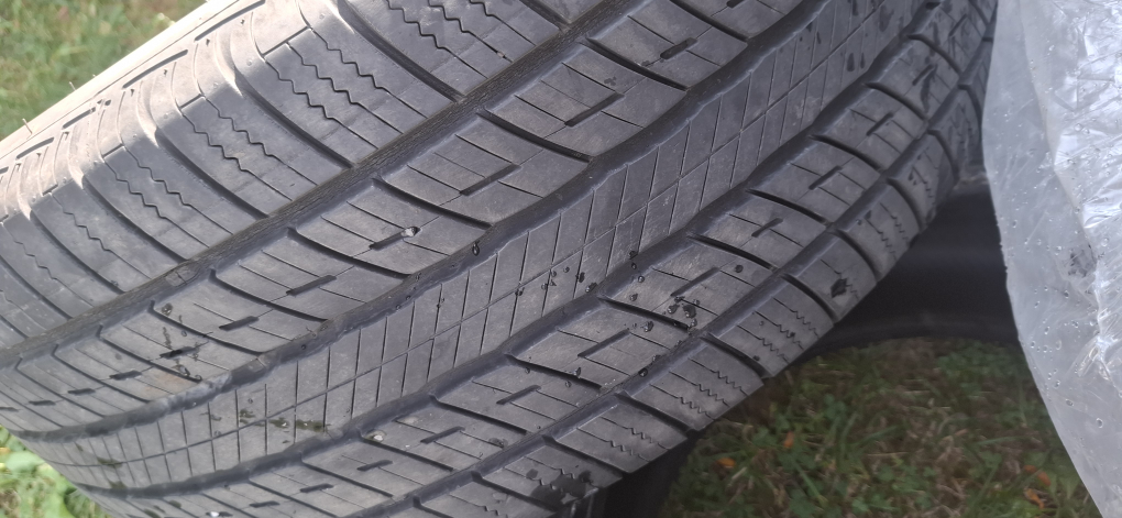 Used 255/55R18 105H Tires - Set of 3 - photo 3