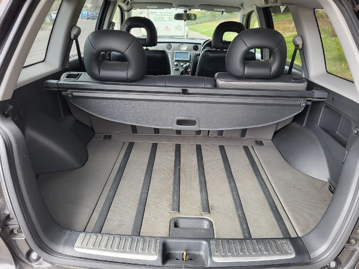 Mitsubishi Outlander Turbo SUV image indicator(6)