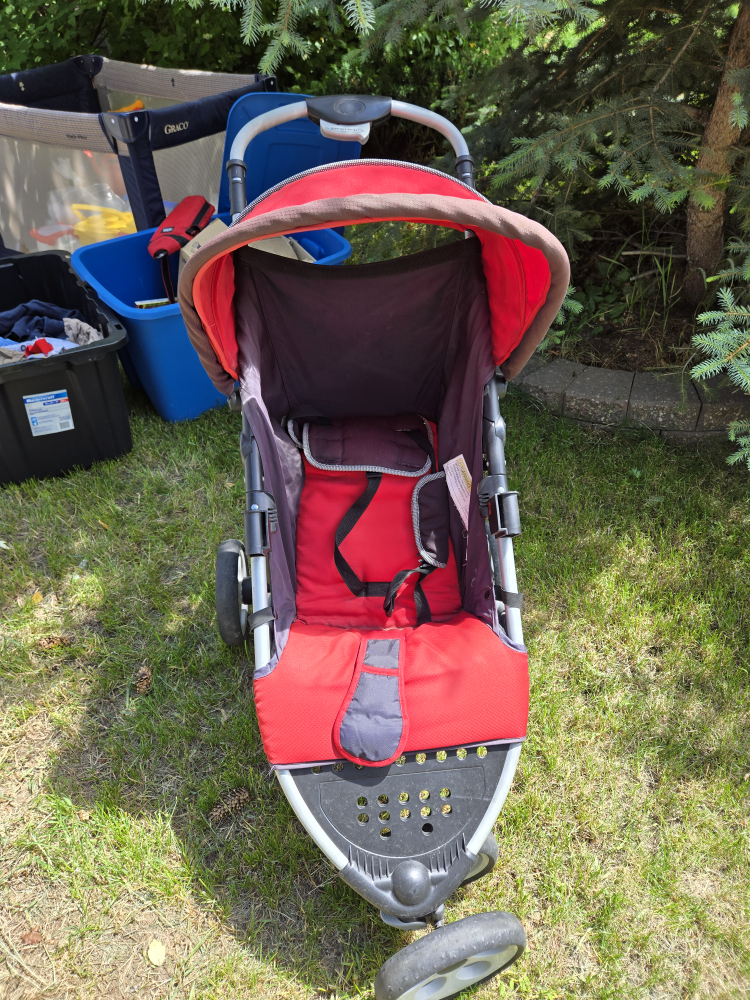 Red Baby Jogger Stroller - photo 2