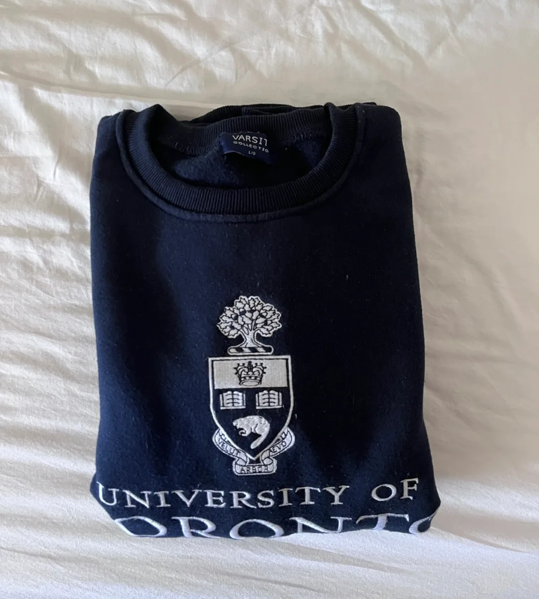 Varsity University of Toronto Crewneck - Size L image indicator(3)