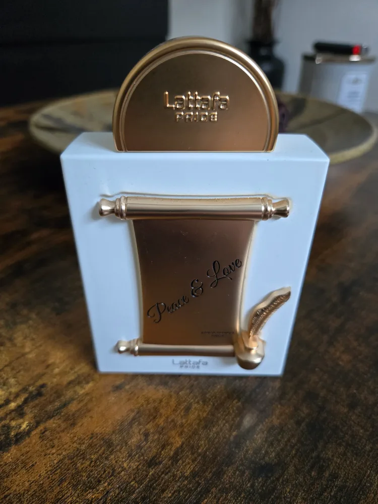 Decluttering Alert! Lattafa Peace & Love Eau de Parfum 100ml image indicator(2)