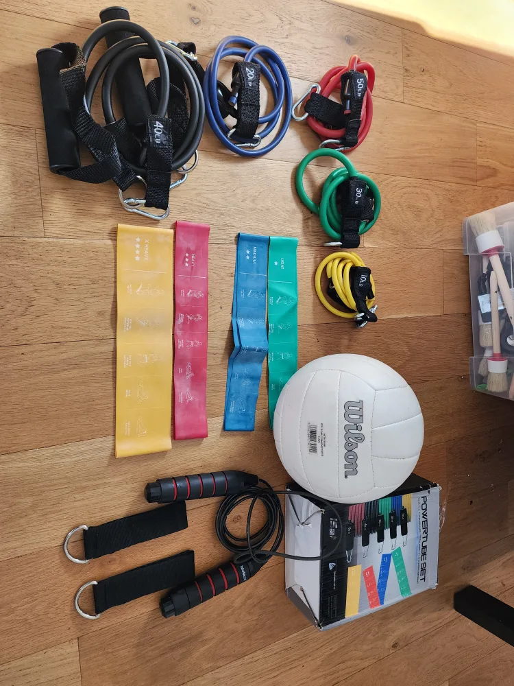 POWERTUBE SET Resistance Bands & Wilson Volleyball thumbnail
