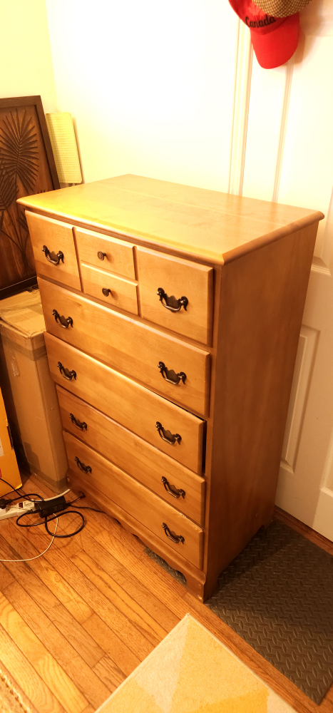 wooden chest - photo 2