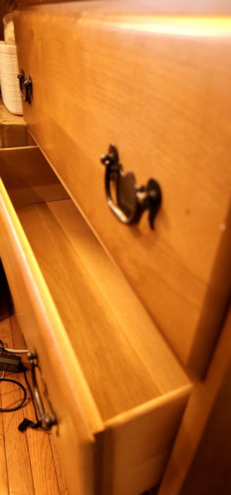 wooden chest - photo 3