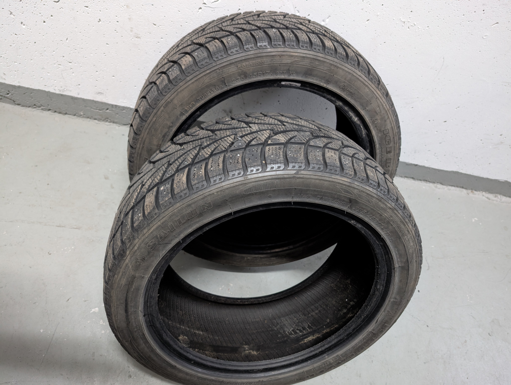 Set of 2 Ice Blazer Winter Tires 235/45R17 - photo 3
