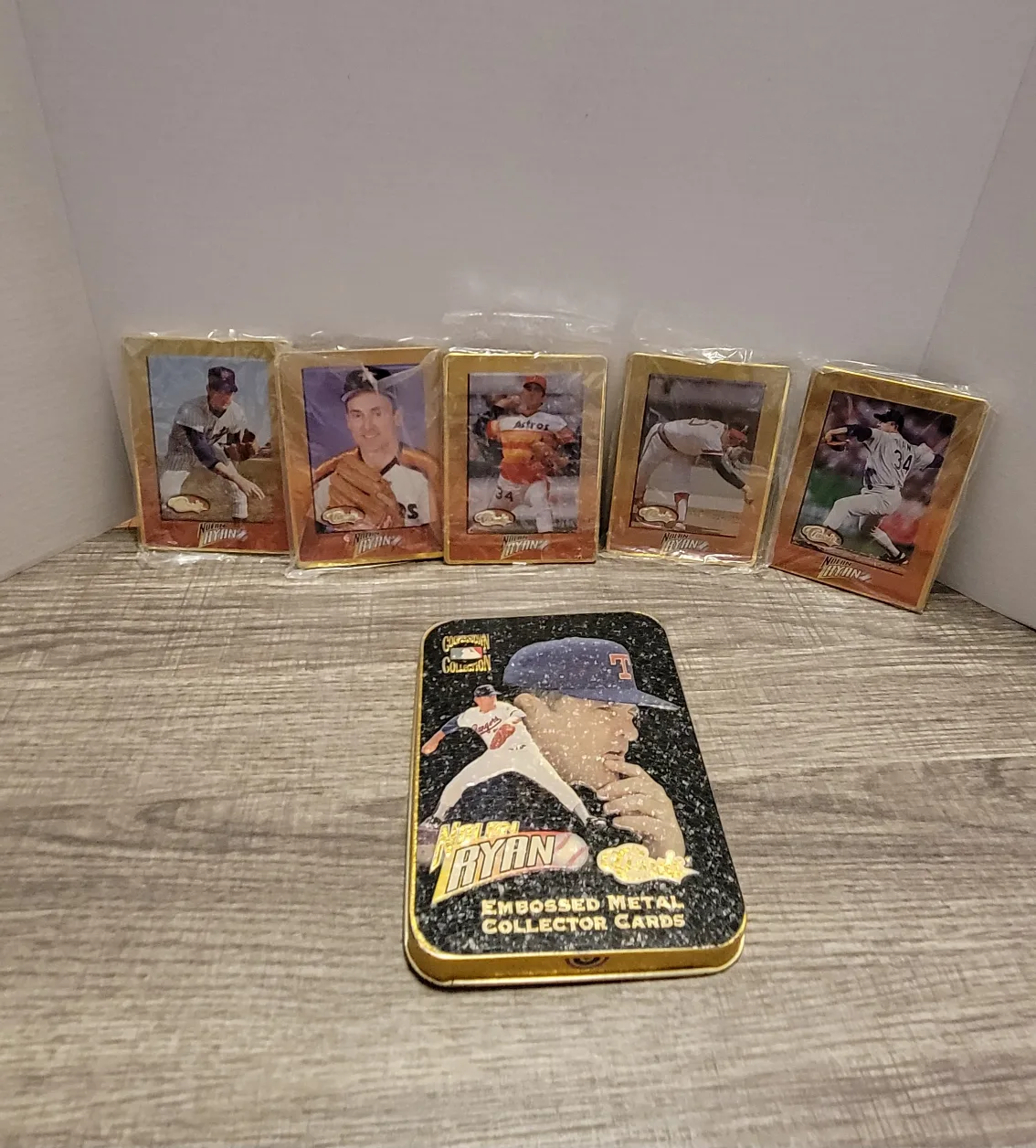 Nolan Ryan Embossed Metal Collector Cards Brand New image indicator(3)