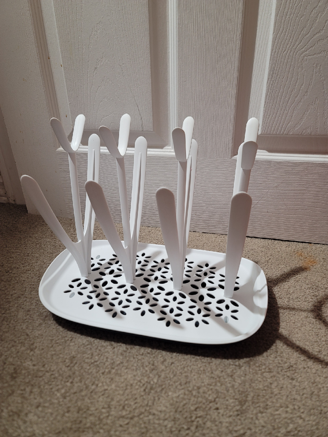 White Avent Bottle Drying Rack