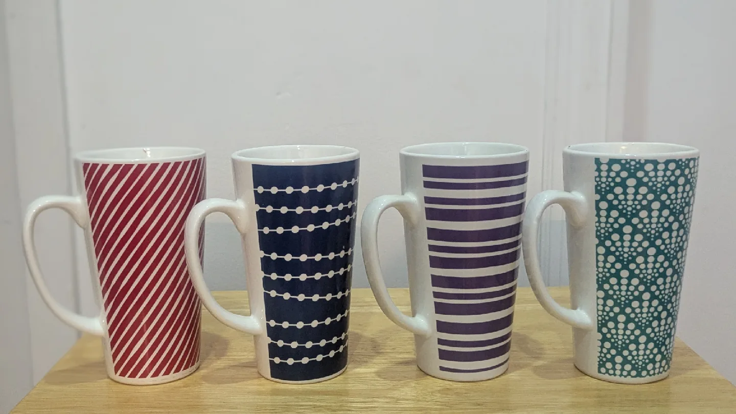 Set of 4 Tall Holiday Coffee Mugs thumbnail