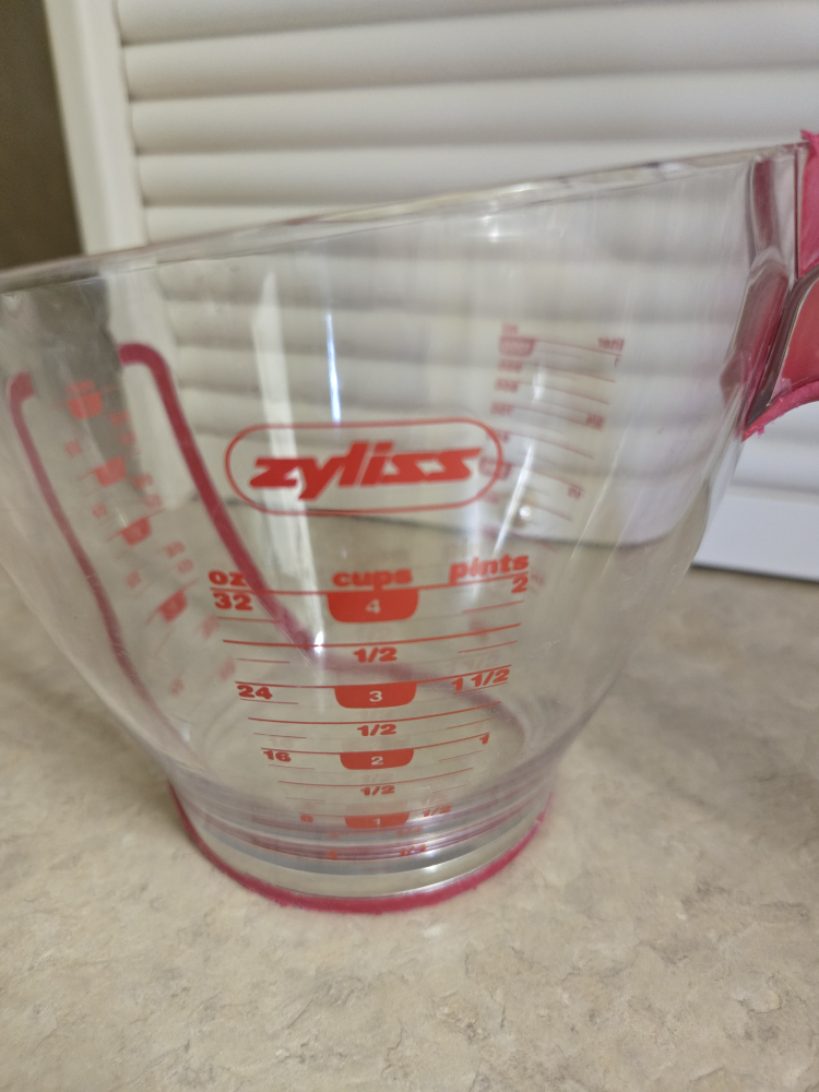 Zyliss 4-Cup Measuring Cup - photo 2
