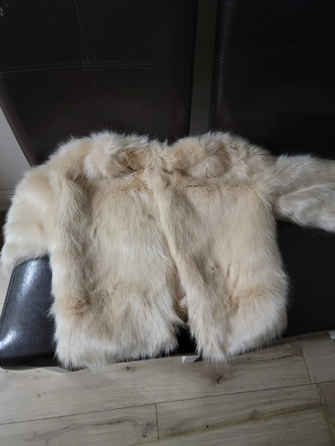 Fashion Nova Faux Fur Jacket - Size S image indicator(2)