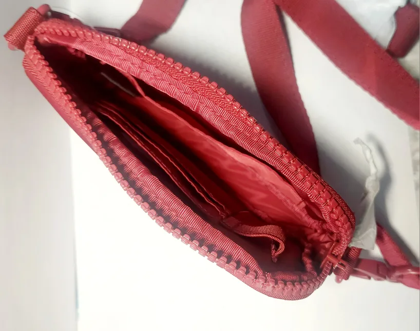 Crossbody Unisex Bag image indicator(7)