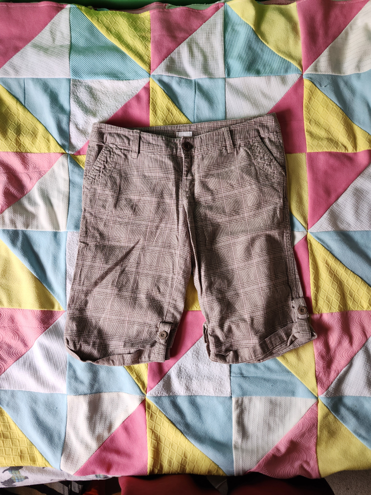 2000s Garage brown plaid board shorts