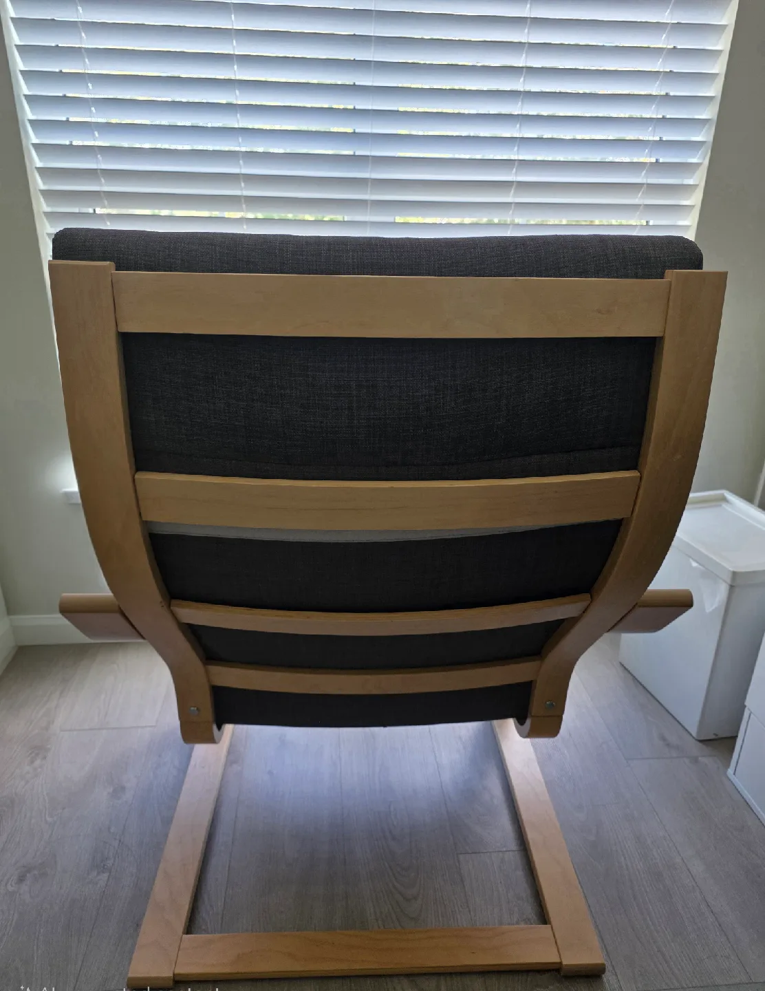 IKEA POÄNG Chair - Grey image indicator(2)