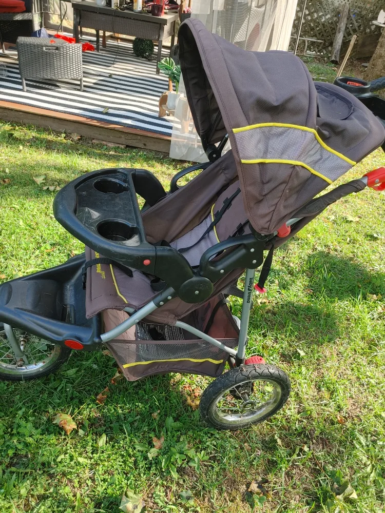 Baby Trend Expedition Sport Jogger Stroller thumbnail