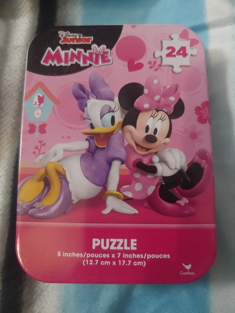 Disney Minnie Mouse 24-Piece Puzzle in Tin thumbnail