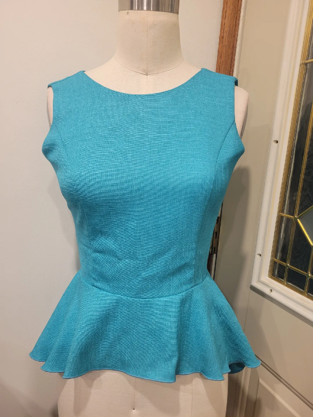 Women's size 6 thumbnail