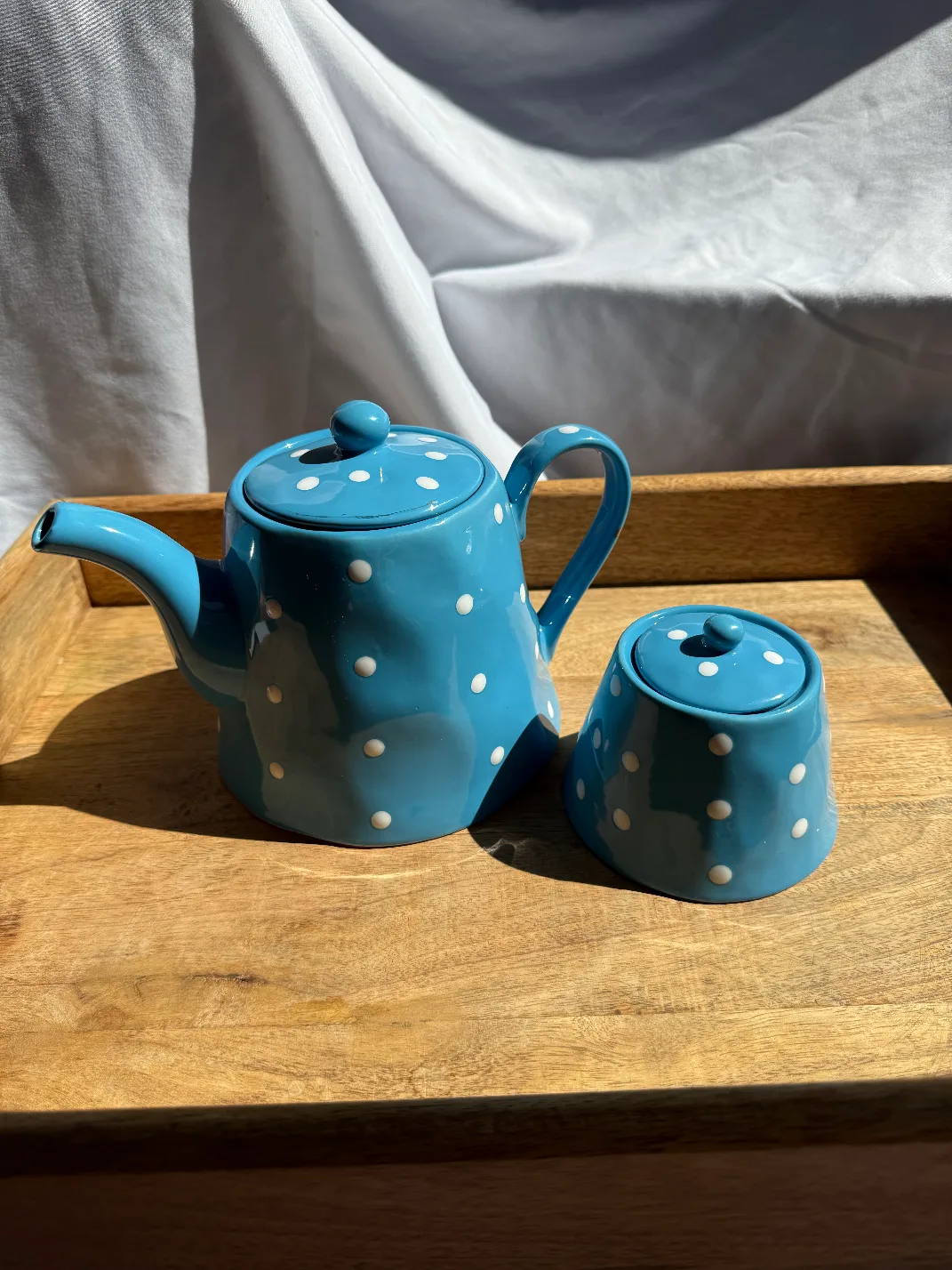 Maxwell & Williams Sprinkle Teapot & Sugar Bowl image indicator(5)