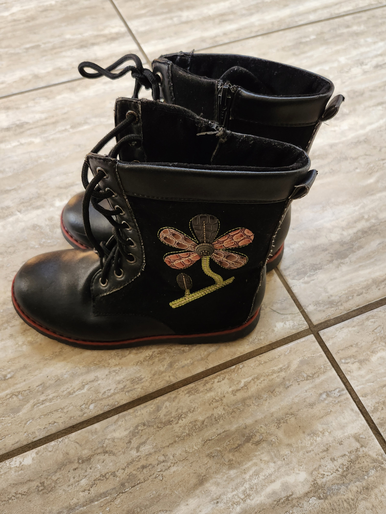Black Boots - Size 2 - photo 3