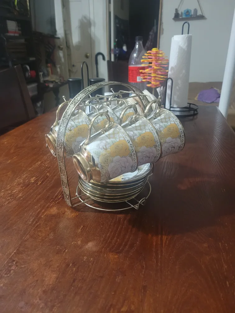 Tea Cup and Saucer Set with Stand image indicator(4)