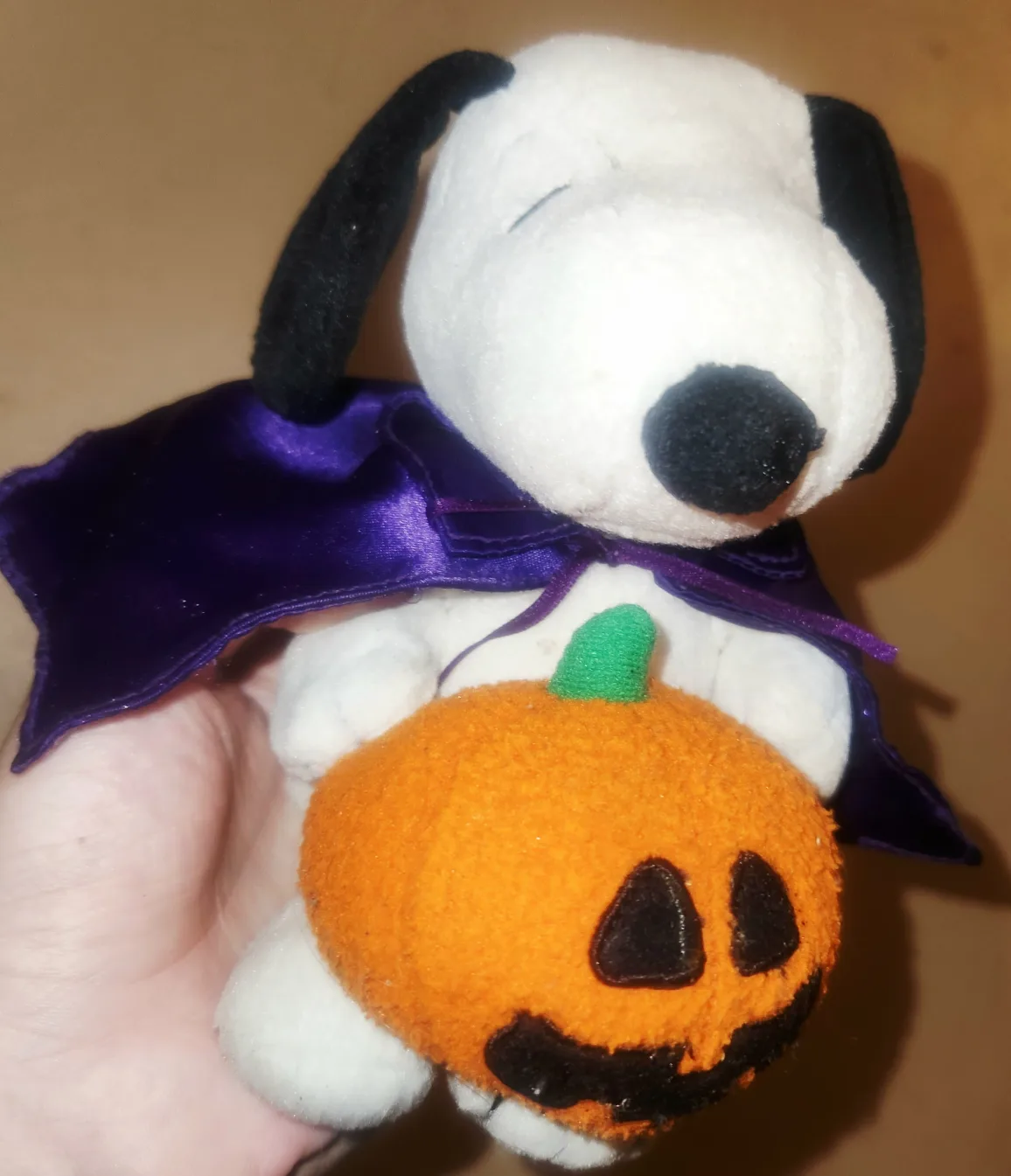 Snoopy Halloween Plush Toy thumbnail