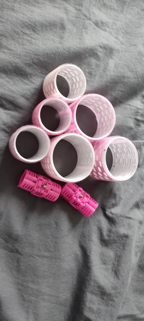 Pink Hair Rollers - Assorted Sizes image indicator(2)