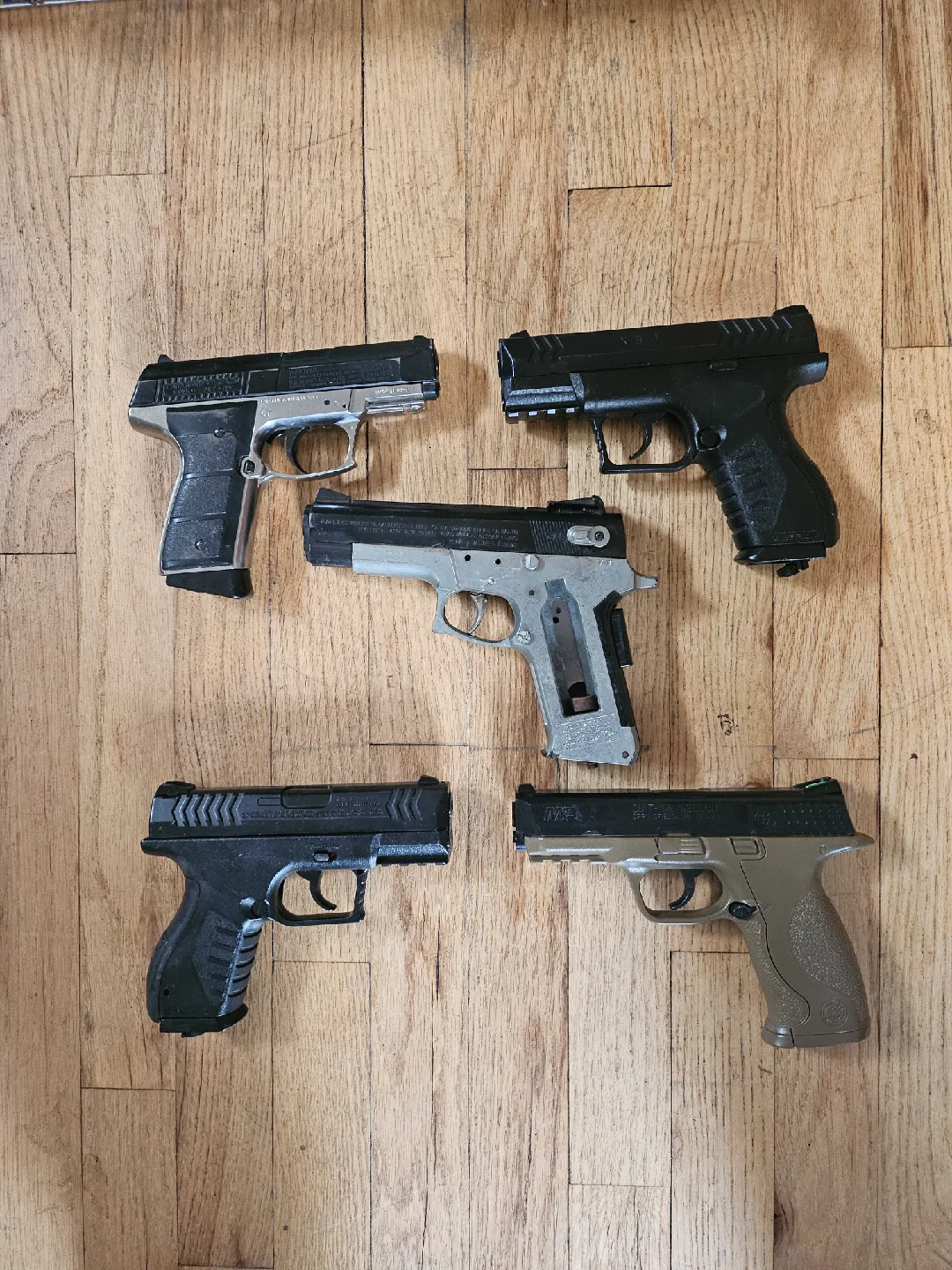 BB PISTOLS image indicator(2)