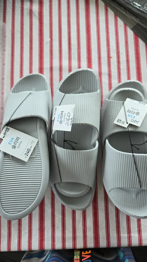EVA Slippers - Size 240mm and 270mm image indicator(6)