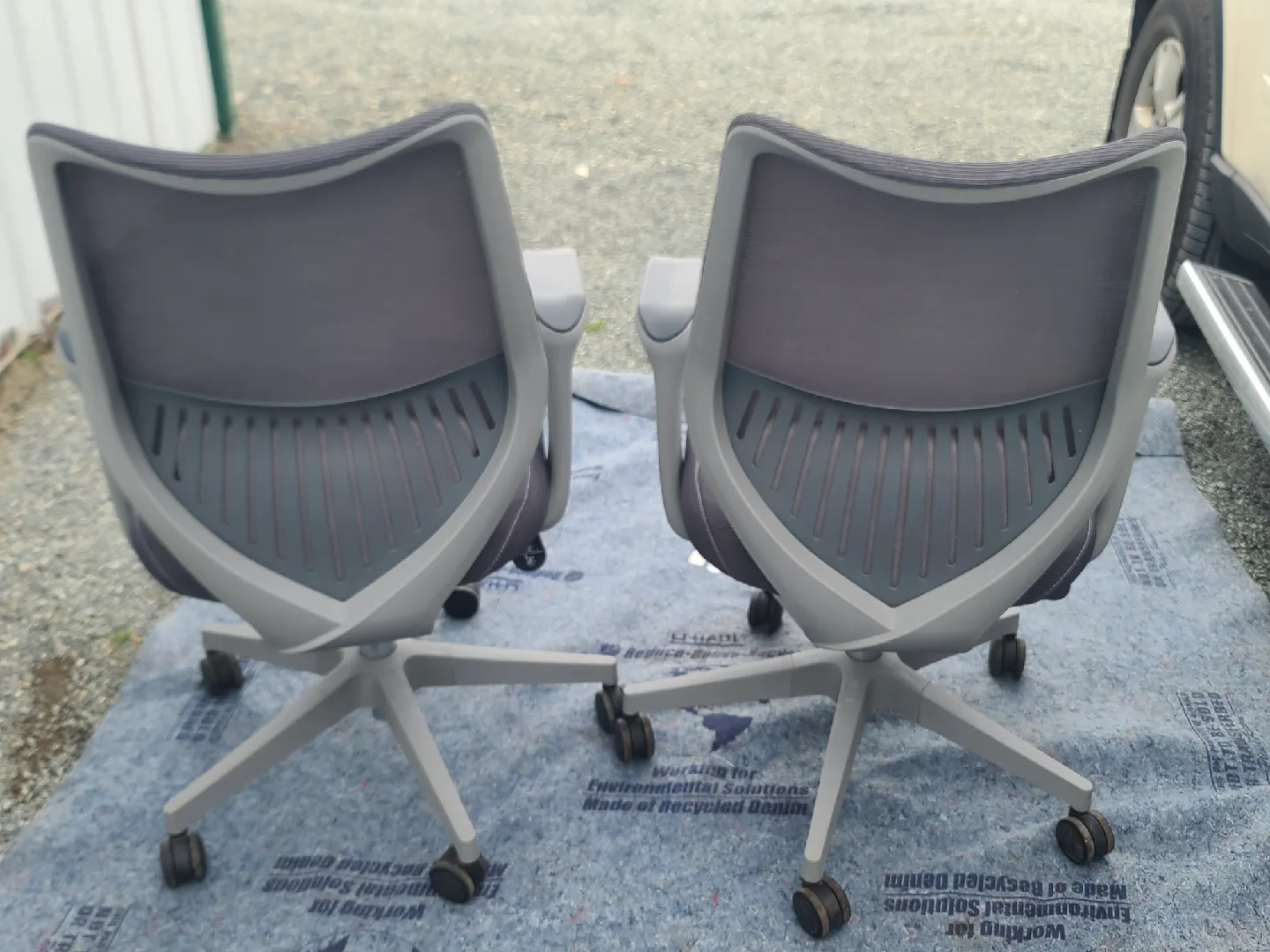 2 GREY MESH BACK ROLLING OFFICE CHAIR image indicator(2)