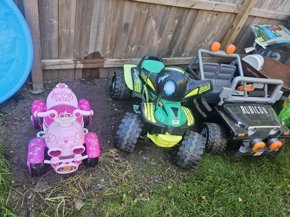 Kids Ride-on Toys: Kawasaki, Jeep, Princess