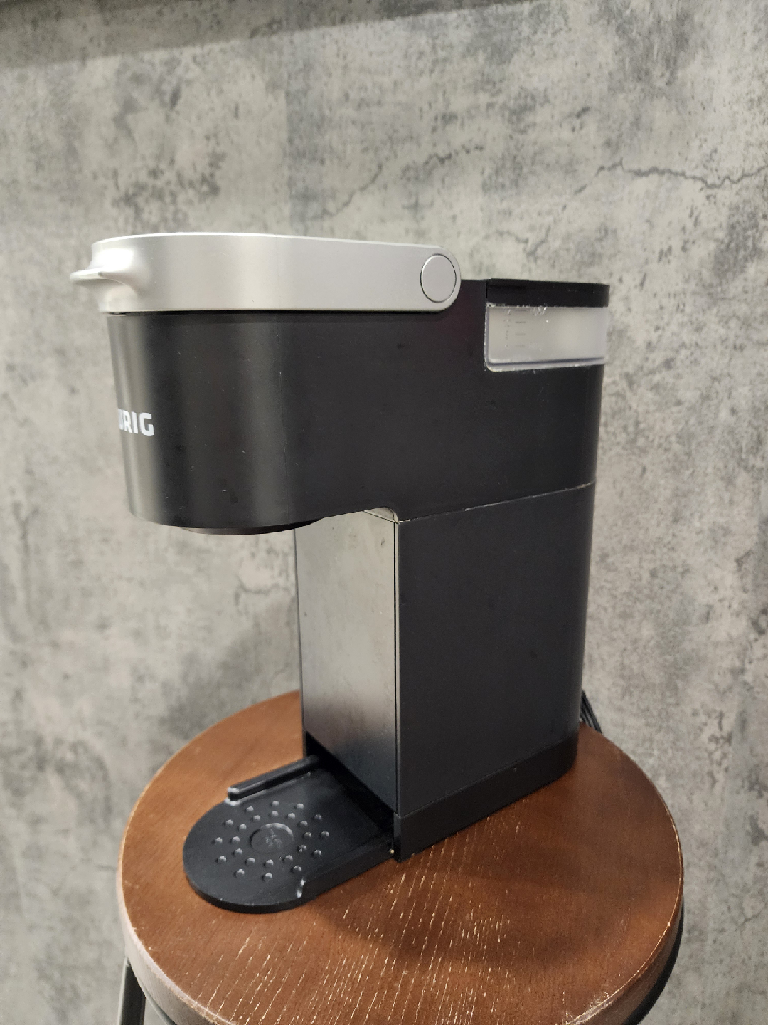 Keurig K-Slim Single Serve K-Cup Pod Coffee Maker - photo 3