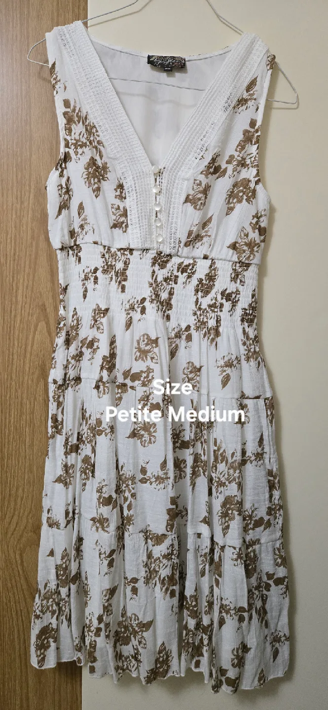 White Floral Dress - Petite Medium thumbnail