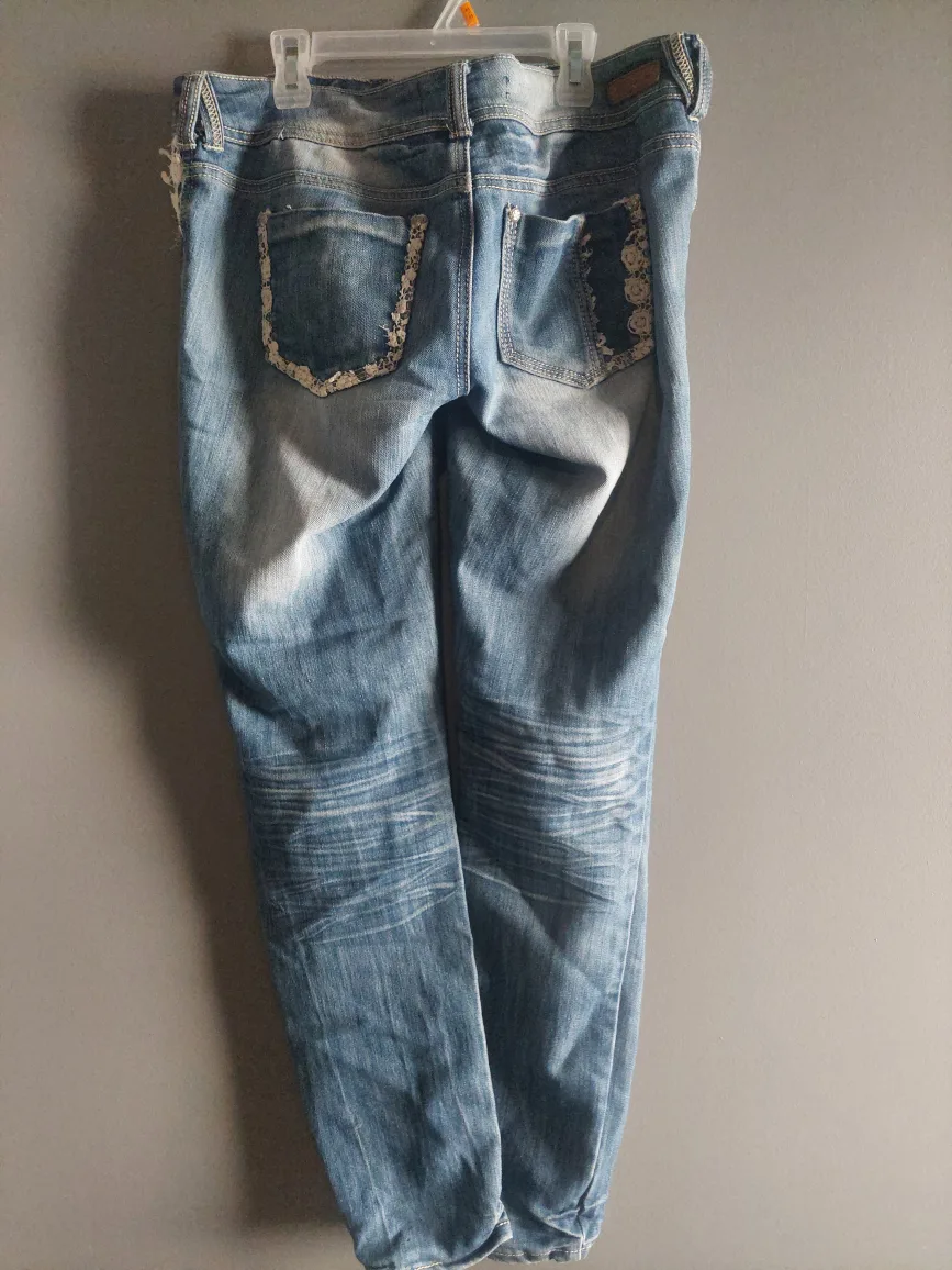 Distressed Denim Jeans image indicator(2)