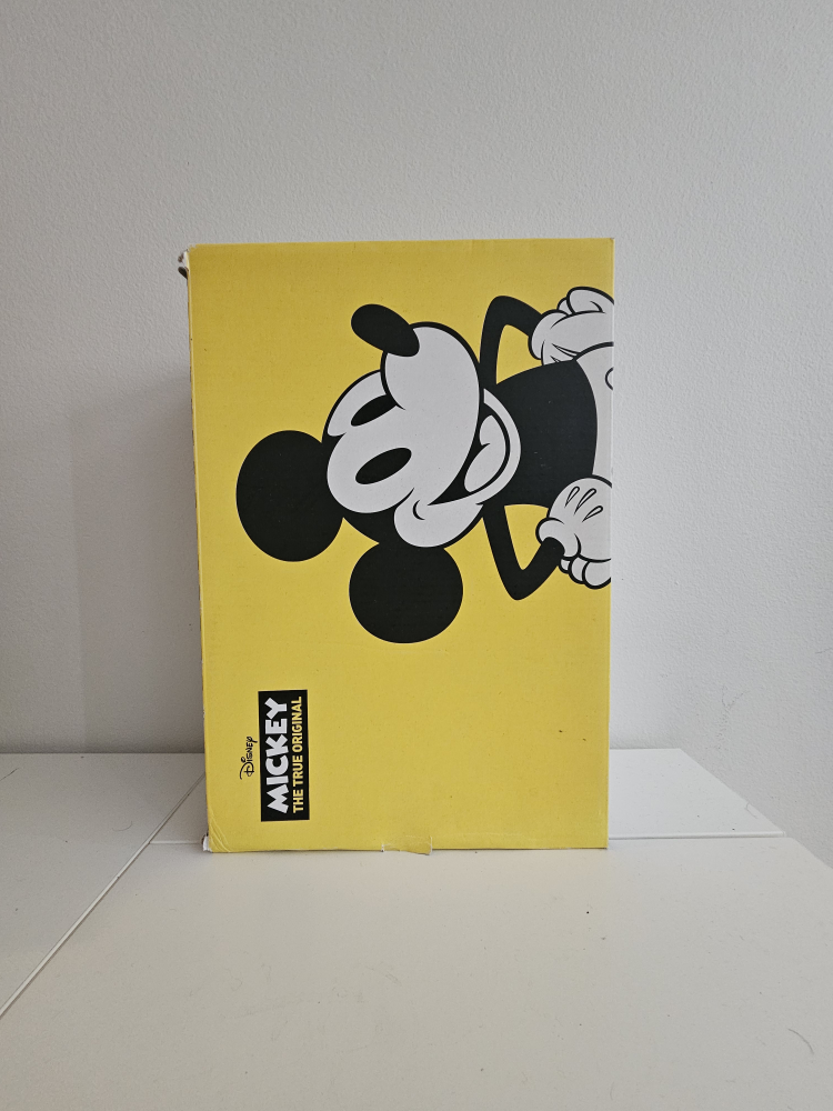 Vans x Disney Sk8-Hi Mickey Mouse Shoes - Size 8.5