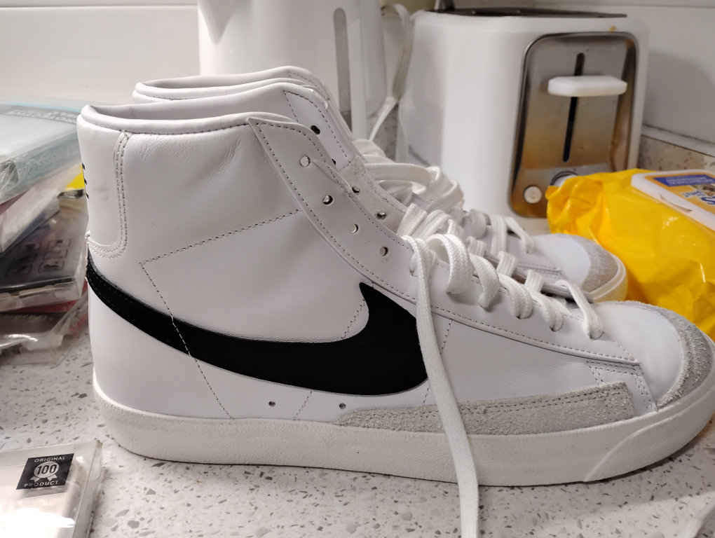 size 12 Nike retro shoes new condition