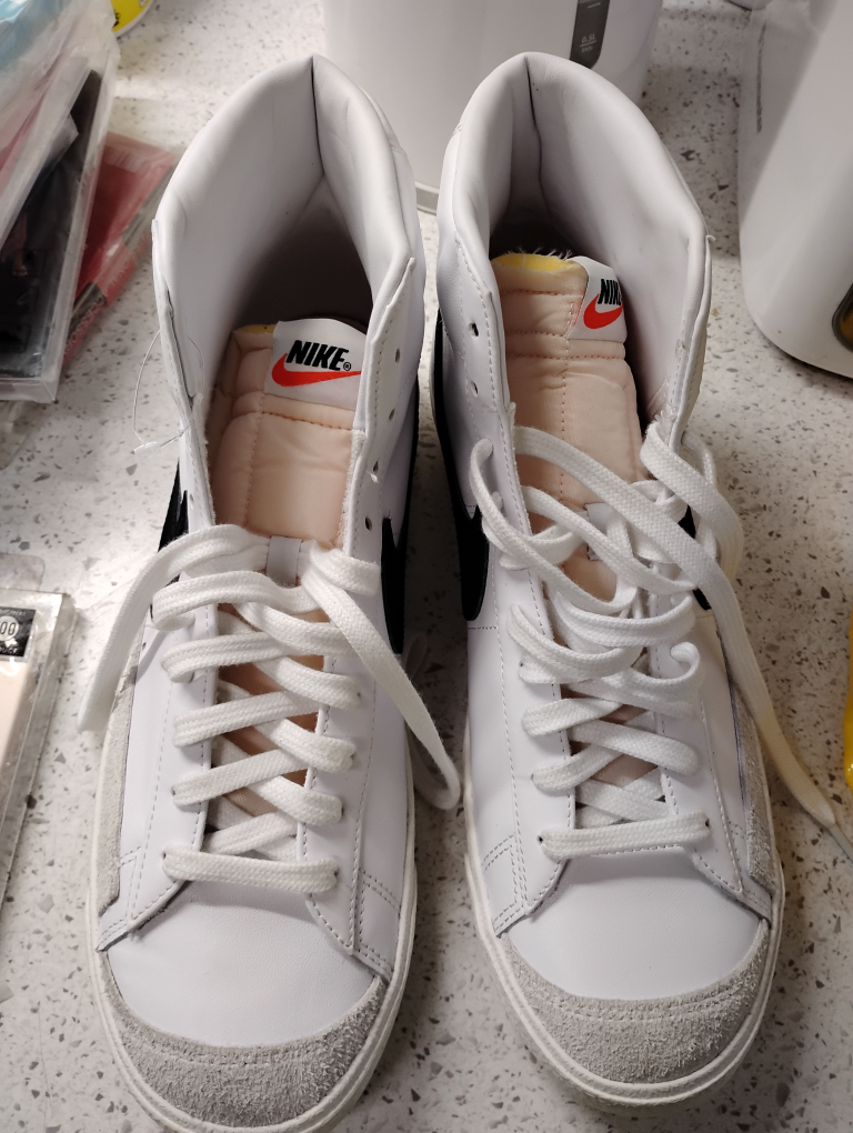 size 12 Nike retro shoes new condition - photo 2