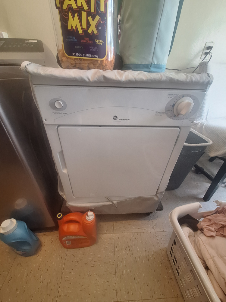 GE Spacemaker Laundry Dryer