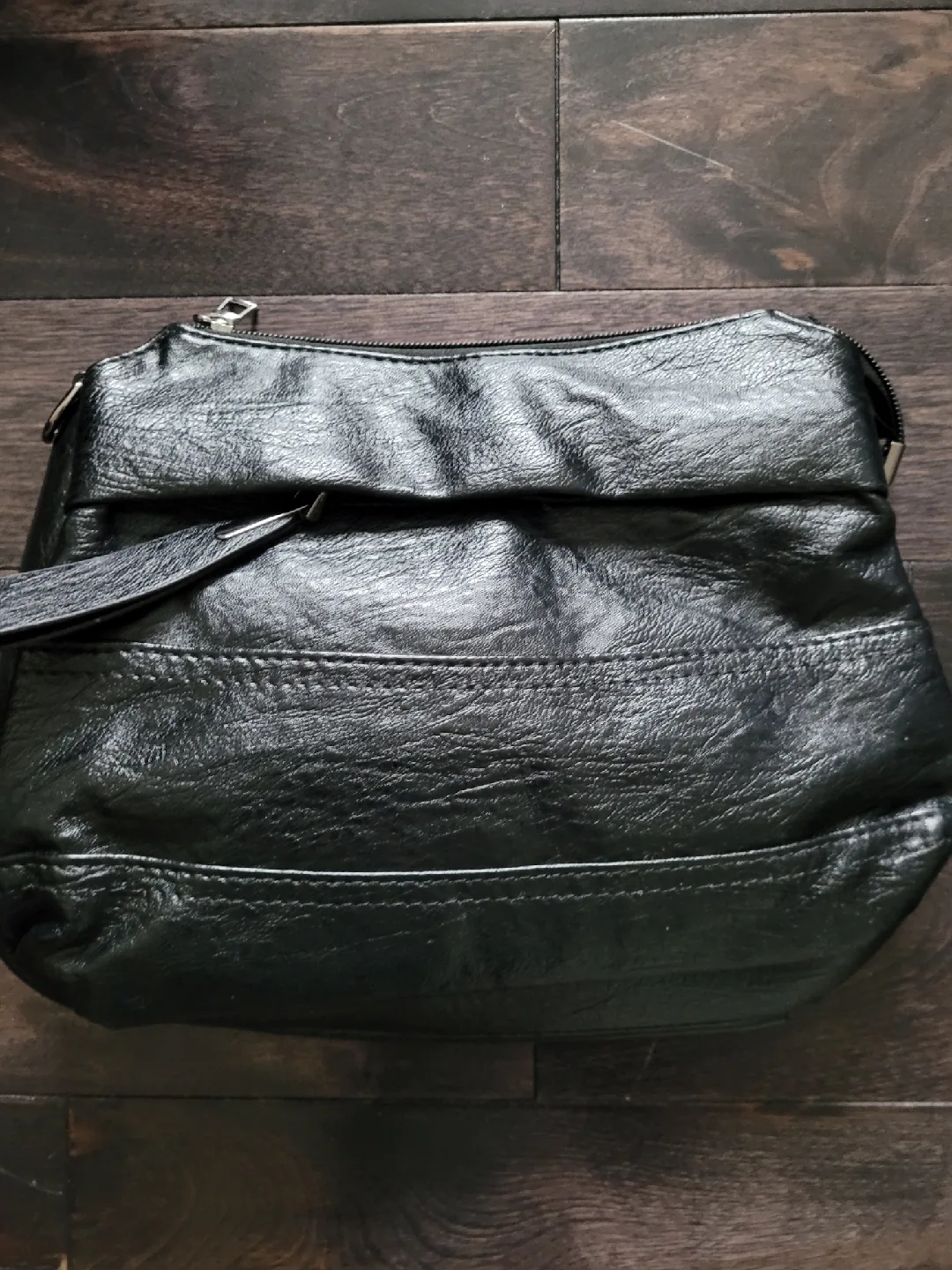 🥕 Assorted Ladies Handbags image indicator(3)